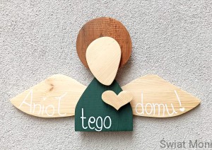 Zamów podobnego !!! Anioł tego domu nad drzwi w zielonej sukni 35x60 cm 